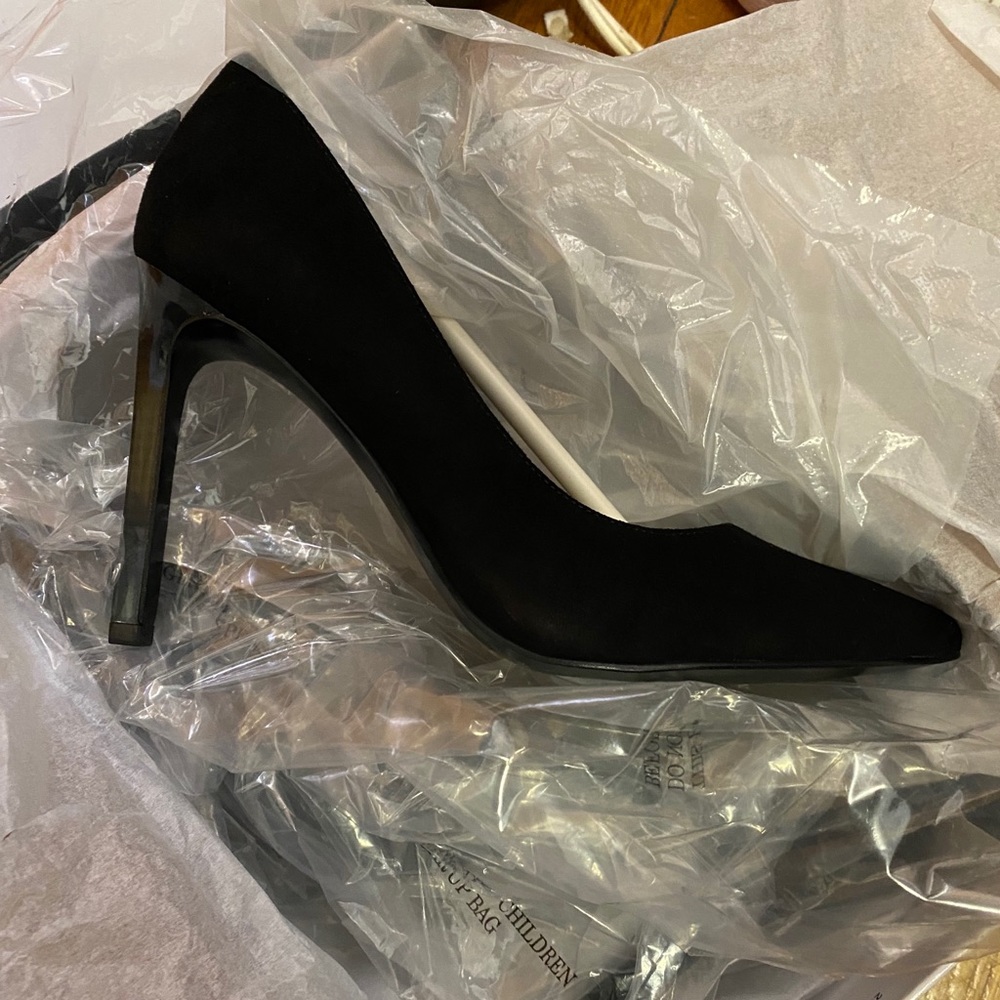 NW-TATIANA POINTY PUMPS-6M-BLACK SUEDE-NEW!